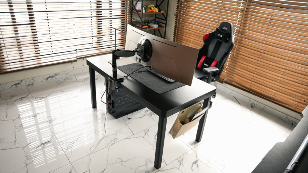 MXG Creatorlift – Ergonomic Height Adjustable Motorized Desk with Drawer, Wireless Charger & Cable Management Tray – Black