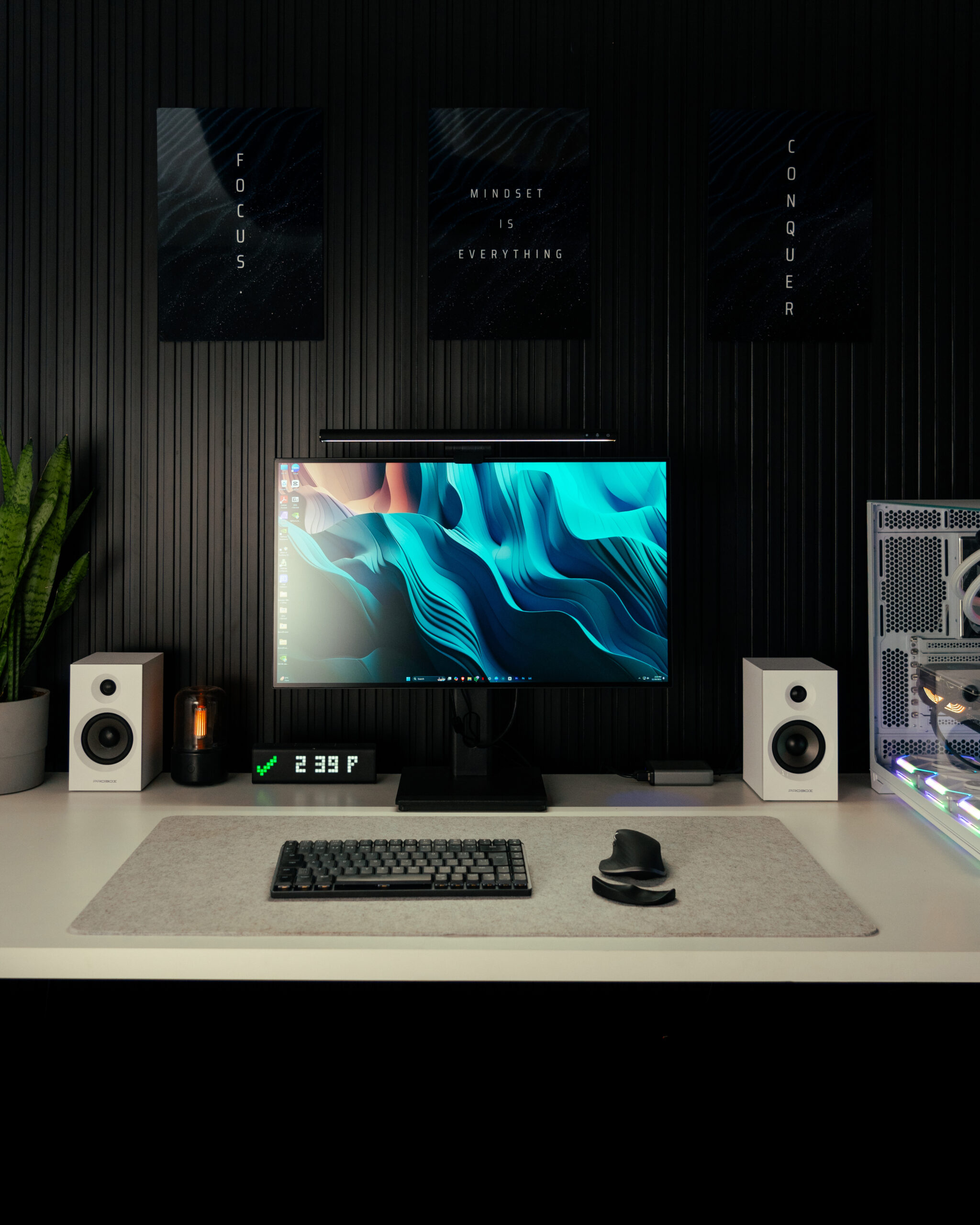 MXG-P27IU-4K-27inch-IPS-4K-Lowest-Price-in-Pakistan_2-scaled.jpg